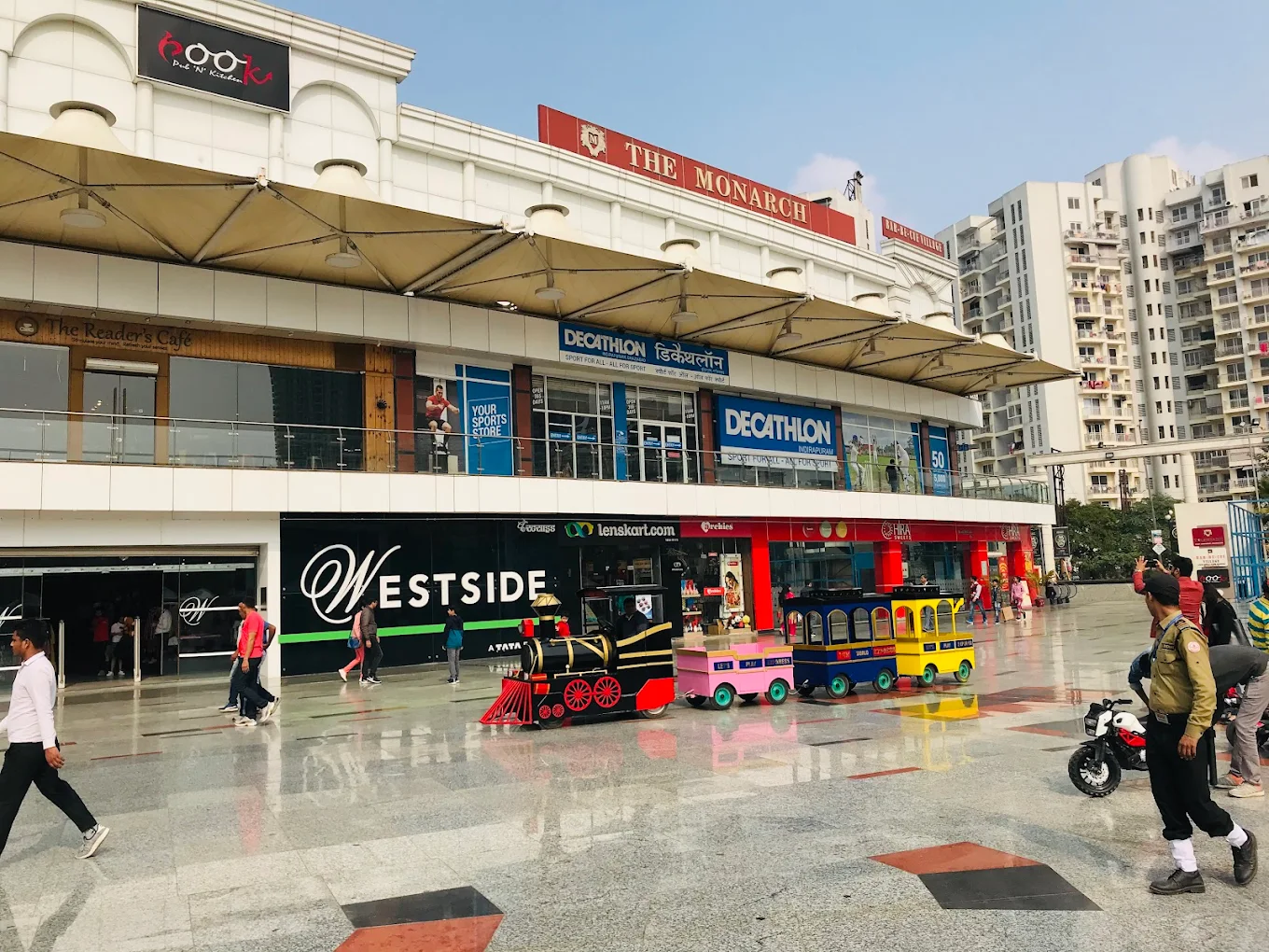 Indirapuram Habitat Centre